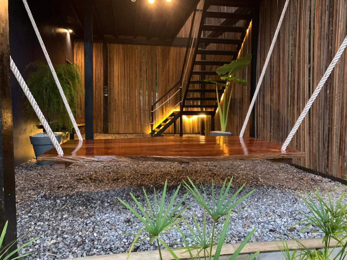 Tanoshi Glamping In Khao Sok Hotel Khao Sok National Park Kültér fotó